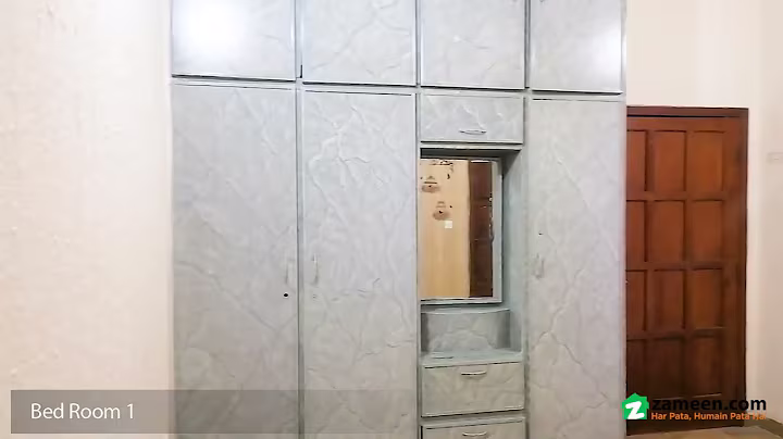 10 MARLA HOUSE FOR SALE IN BLOCK C PHASE 1 JUDICIAL COLONY LAHORE