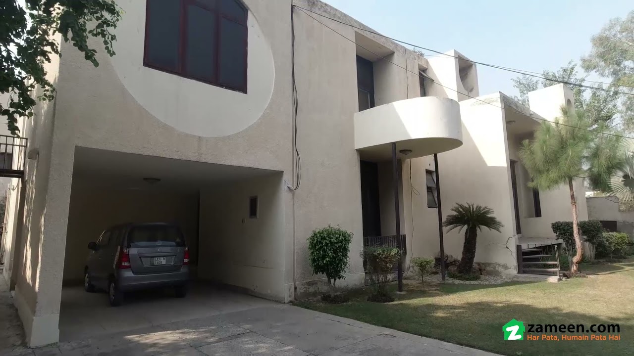 1.5 KANAL HOUSE FOR SALE IN CAVALRY GROUND LAHORE
