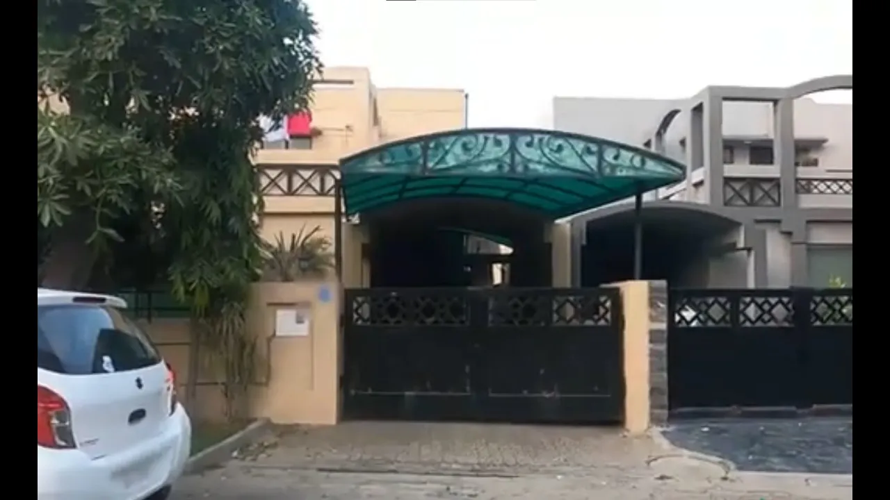 12.2 MARLA HOUSE FOR SALE IN EDEN AVENUE EDEN LAHORE