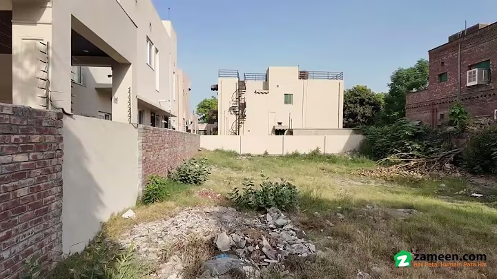 1 KANAL RESIDENTIAL PLOT FOR SALE IN  SUI GAS HOUSING SOCIETY LAHORE