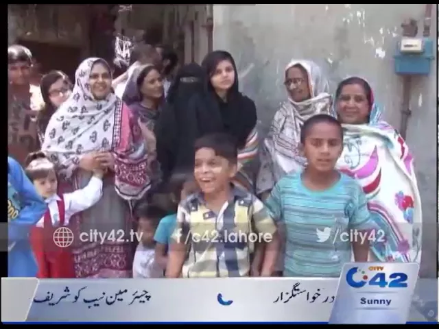 42 Report:  Bagh gull begum residents strike against lesser pressure of water