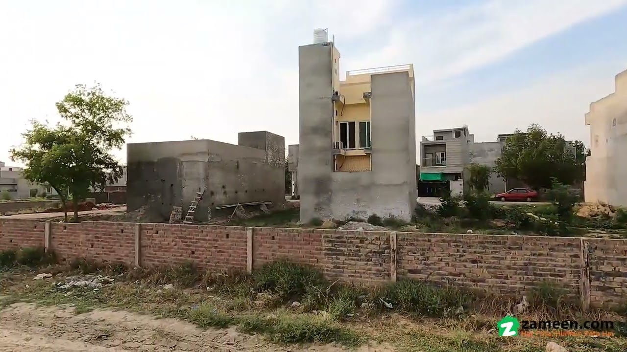 4.5 MARLA COMMERCIAL PLOT FOR SALE IN SADAT COOPERATIVE HOUSING SOCIETY (COLLEGE TOWN) LAHORE