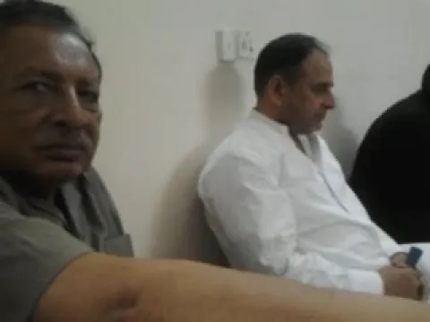 Ansar Bhai at Jafar Bhai's residence along with Syed Ishrat Sb.
