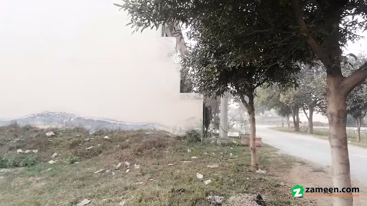 1 KANAL RESIDENTIAL PLOT FOR SALE IN  SECTOR B IEP ENGINEERS TOWN LAHORE