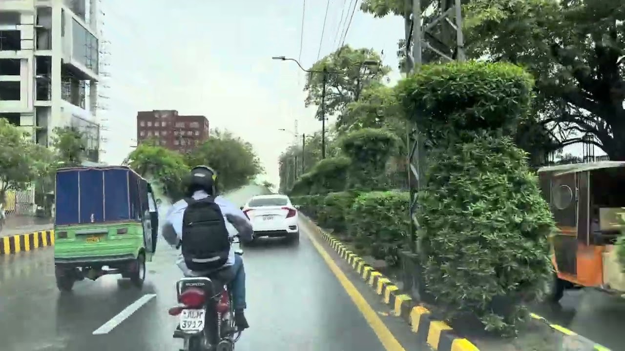 Garden Town Lahore - Barkat Market #lahore