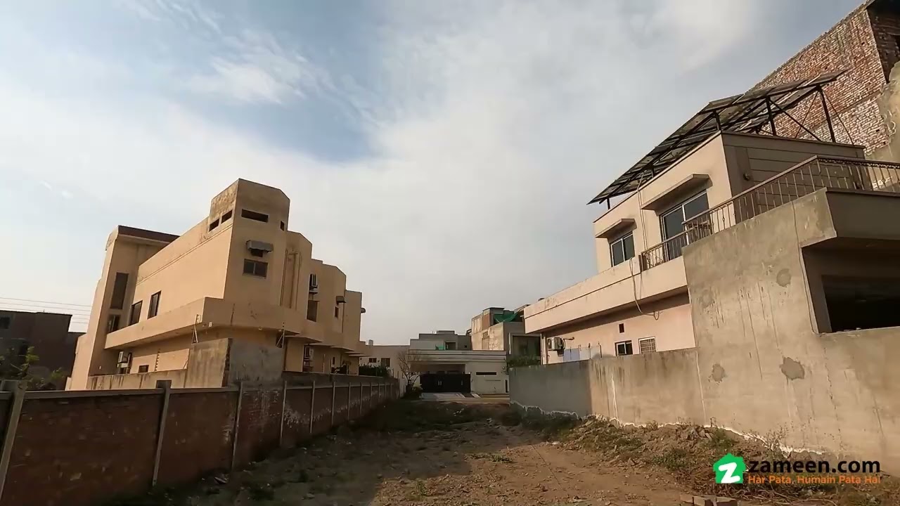 10 MARLA RESIDENTIAL PLOT FOR SALE IN PUNJAB UNIVERSITY EMPLOYEES SOCIETY LAHORE