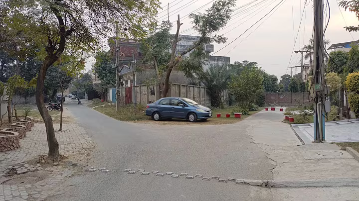 7 Marla House + 7 Marla Plot for Sale | Total 14 Marla | PGECHS Phase 1 Lahore | Demand 3.50 Crore
