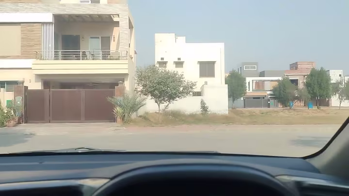 Bahria orchard phase 3|8 Marla corner + facing park plot for sale|03249484976|03-12-2025|