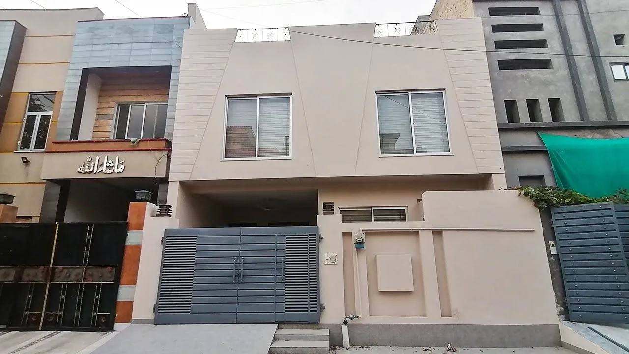 7.5 MARLA HOUSE FOR SALE IN PHASE 2 PUNJAB UNIVERSITY EMPLOYEES SOCIETY LAHORE