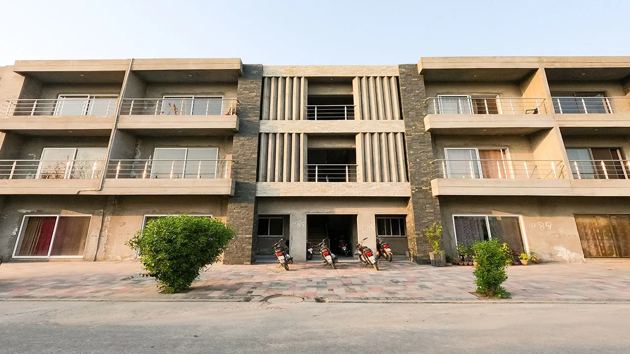 5 MARLA FLAT FOR SALE IN BLOCK D NAWAB TOWN LAHORE
