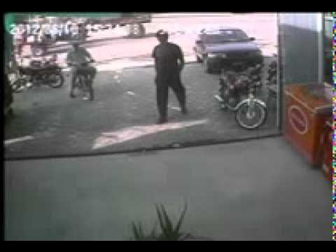 Robbery at Rehman Mart 12-C Johar Town Lahore 1
