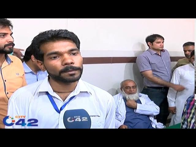 Mian Mir hospital ward boys protest against MS behavior