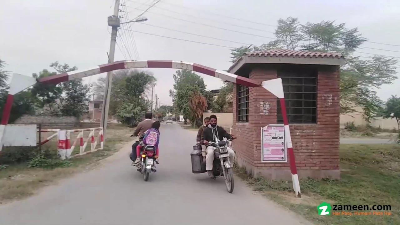 1.6 KANAL RESIDENTIAL PLOT FOR SALE IN AIRLINE HOUSING SOCIETY LAHORE