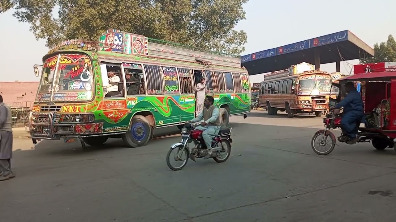 New Khan Buses Faisalabad To Lahore