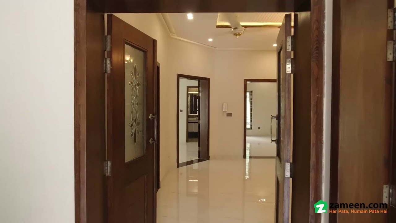 10 MARLA HOUSE FOR SALE IN BLOCK J IZMIR TOWN LAHORE