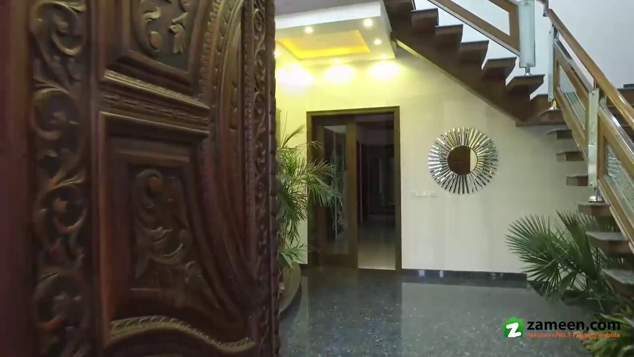 1 KANAL STUNINIG ZAHEER KHAN BEAUTIFULLY DESIGNED HOME FOR SALE IN DHA PHASE 5 BLOCK C LAHORE