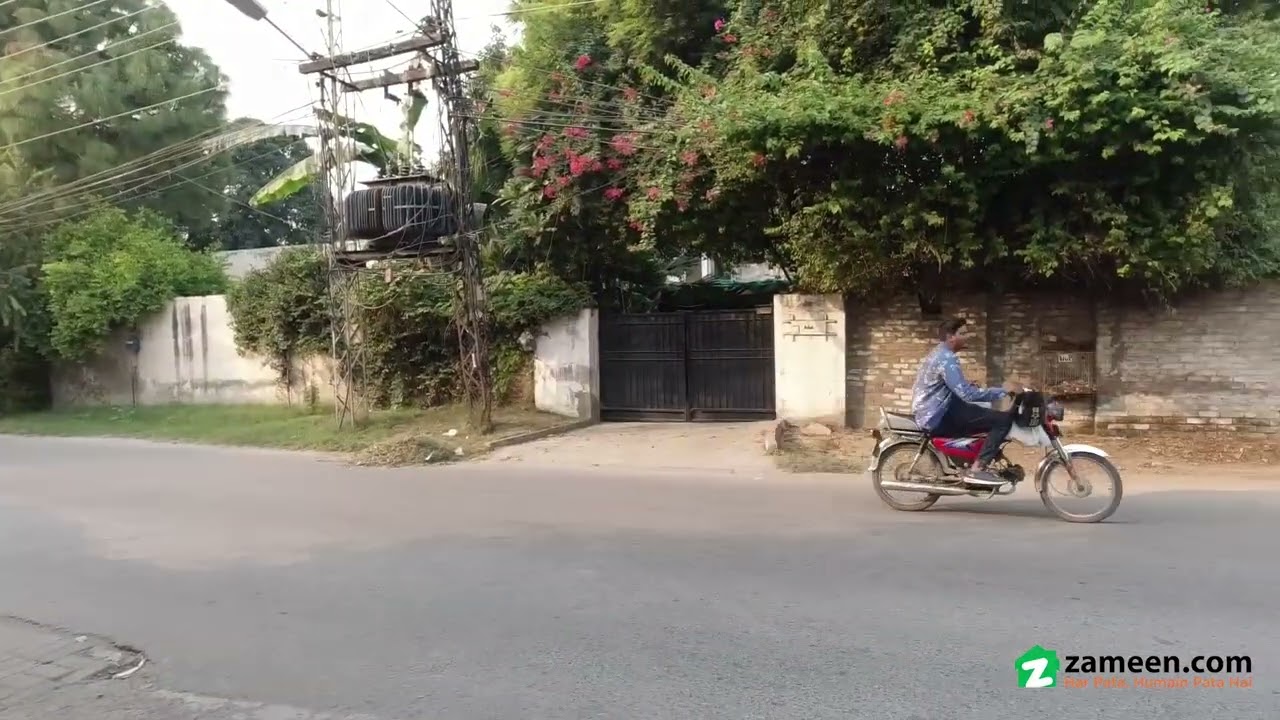 1 KANAL HOUSE FOR SALE IN CAVALRY GROUND LAHORE