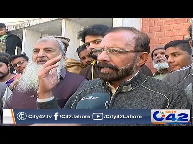 Wahdat and Clifton Colony residents protest against Gas load shedding