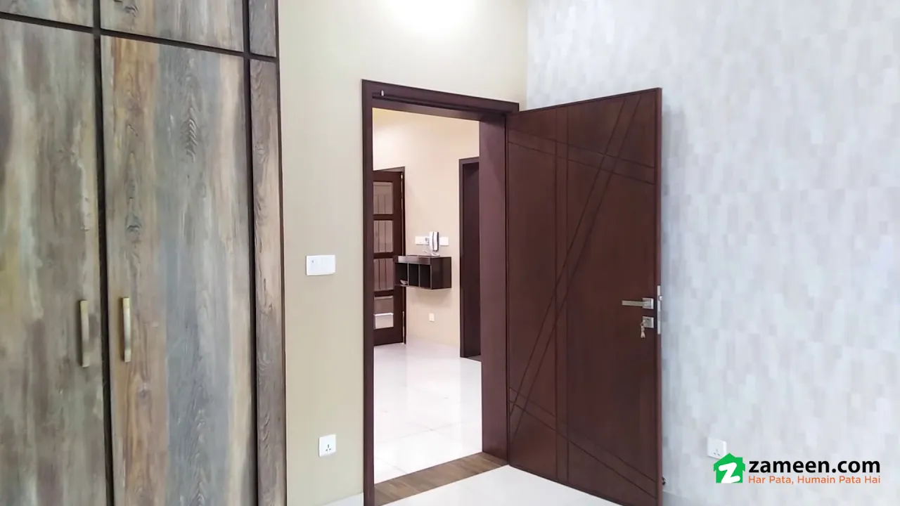 10.7 MARLA BRAND NEW HOUSE FOR SALE IN GULBAHAR BLOCK SECTOR C BAHRIA TOWN LAHORE