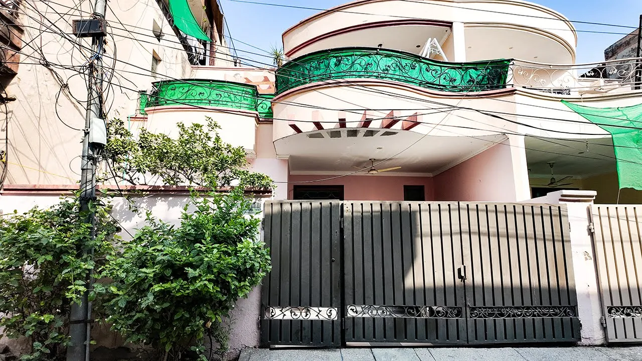 8 MARLA HOUSE FOR SALE IN NEW SUPER TOWN LAHORE