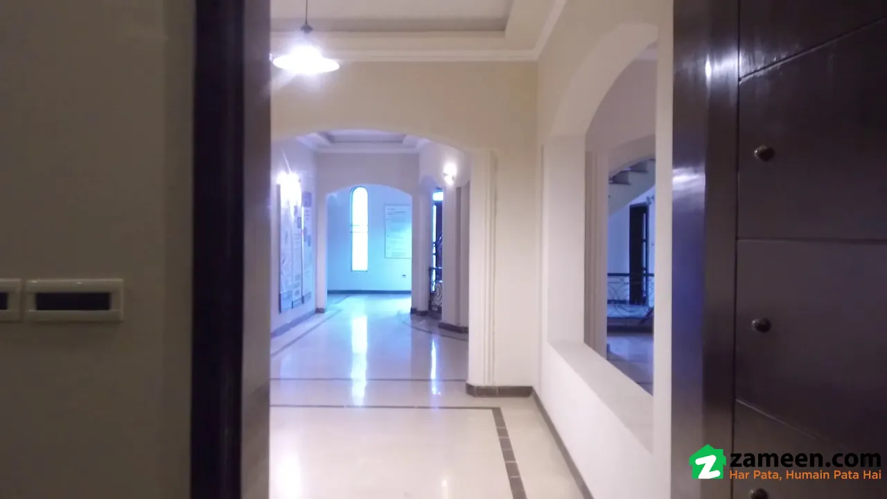 4 KANAL FARM HOUSE FOR SALE IN SOFIA FARMS BEDIAN ROAD LAHORE