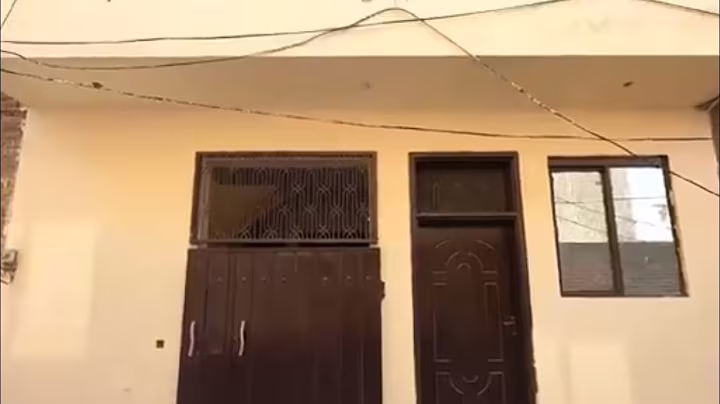 4 MARLA HOUSE FOR SALE IN SHERAZ TOWN LAHORE