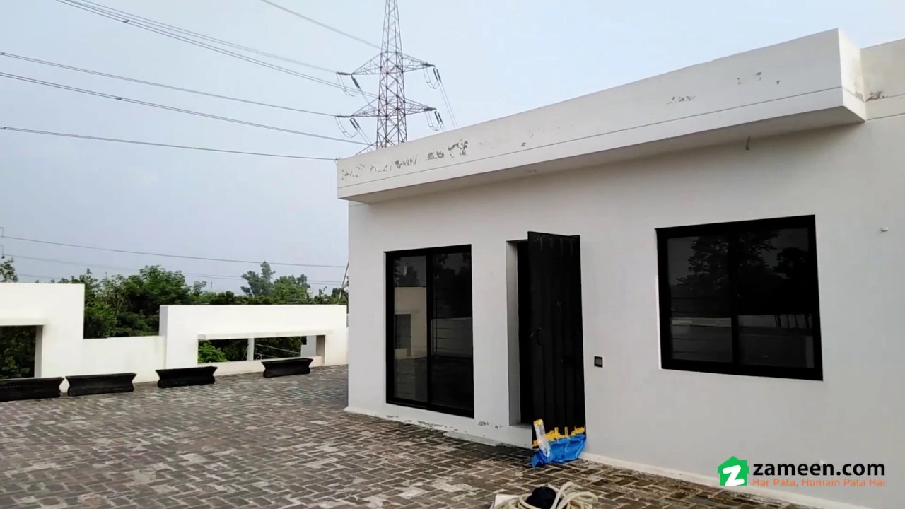 11 MARLA BRAND NEW HOUSE FOR SALE IN PINE VILLAS LAHORE