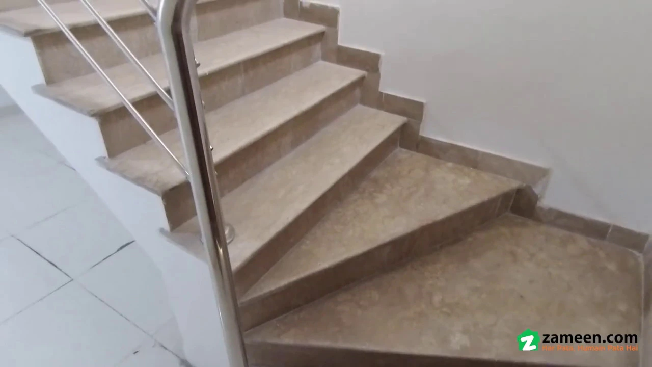 1 KANAL HOUSE FOR SALE IN PAF FALCON COMPLEX LAHORE