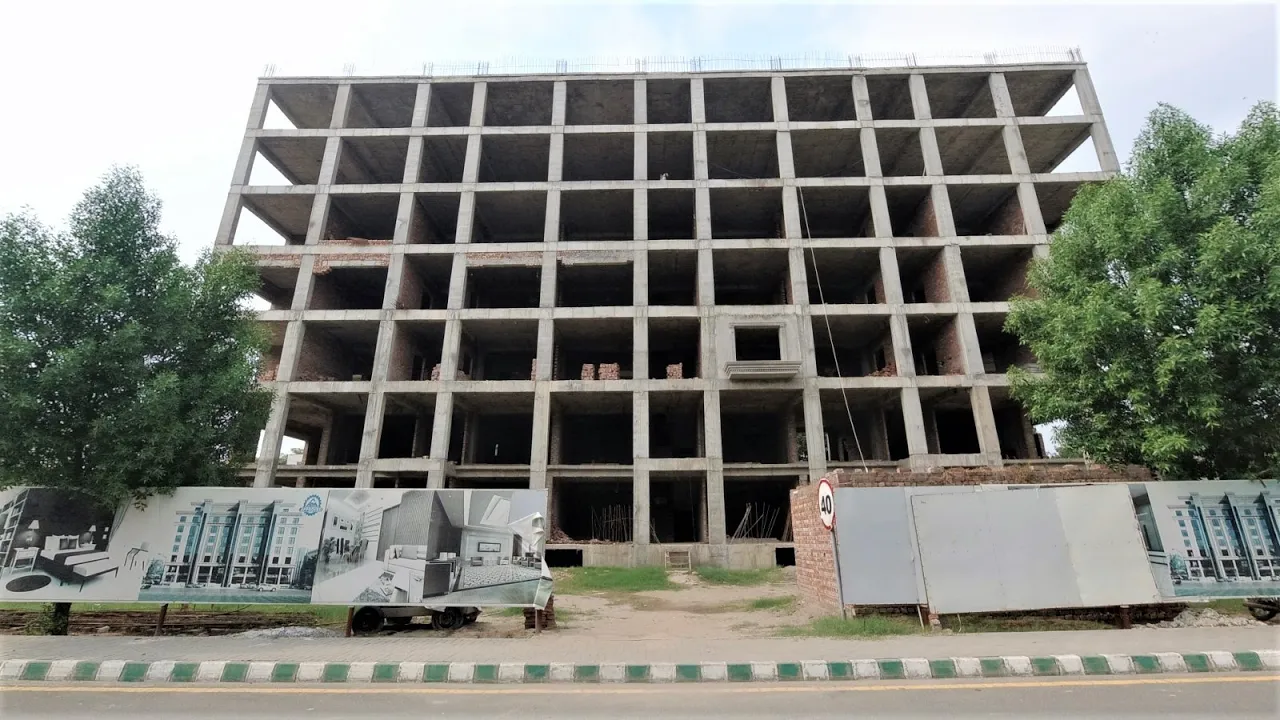5.9 MARLA FLAT FOR SALE IN SUKH CHAYN GARDENS LAHORE