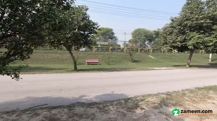 5.2 KANAL RESIDENTIAL PLOT FOR SALE IN GREEN FORTS 2 LAHORE