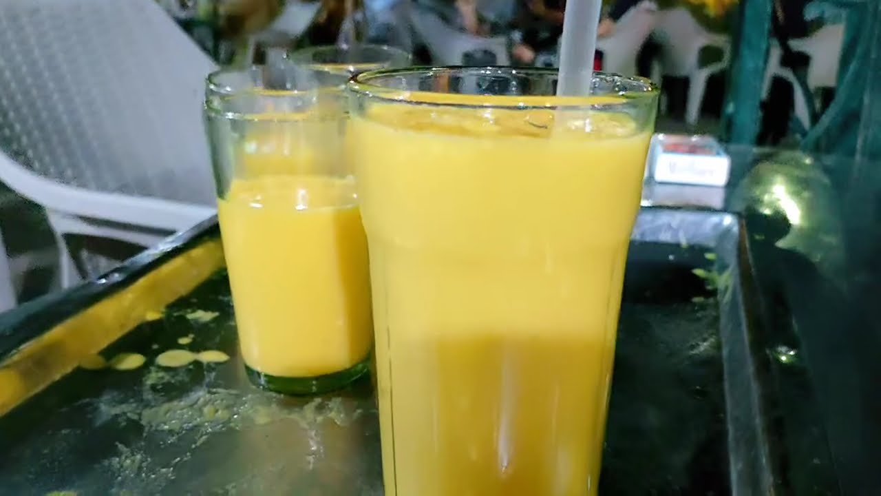 Sandwich At Firdos Market  Model Colony Lahore  Near 7up Bridge. #MakkahColony Lahore.