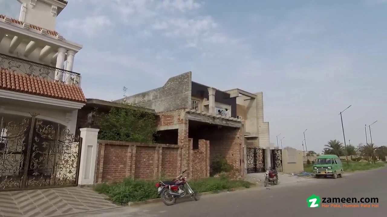 10 MARLA BRAND NEW HOUSE FOR SALE IN PALM VILLAS LAHORE