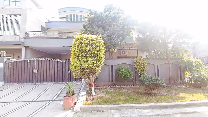 17 MARLA HOUSE FOR SALE IN PGECHS PHASE 2 LAHORE