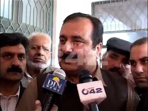 DS Rana Mashood Inaugurate IT Lab Govt Model Girls High School Gulshan e Ravi Pkg By Amira Abrar.flv