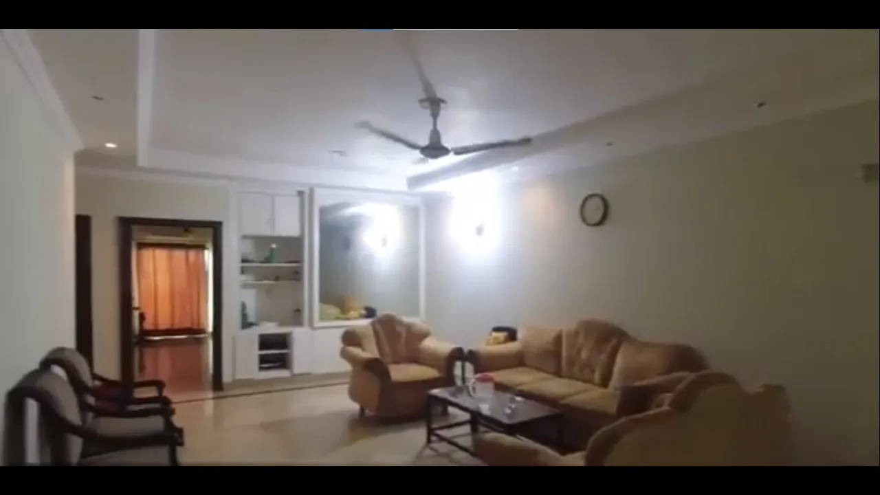 9 MARLA FLAT FOR SALE IN REHMAN GARDENS LAHORE