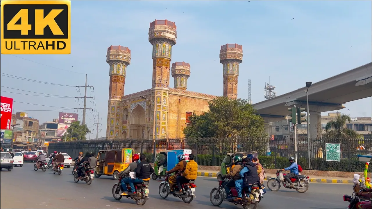 The Popular Chauburji Minarets Inside Lahore, Pakistan || The Insane 4K Walking Tour Of Lahore