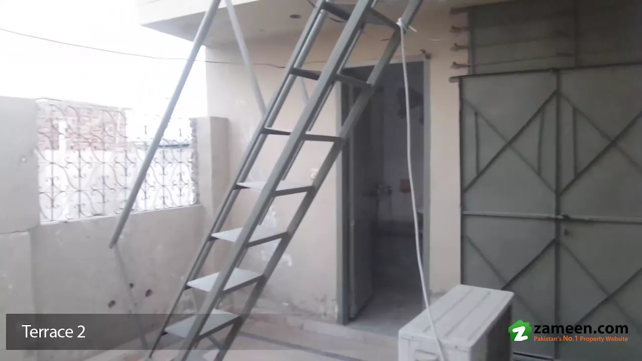 7 MARLA TRIPLE STOREY OLD HOUSE IS AVAILABLE FOR SALE IN GULSHAN ALI COLONY CANTT LAHORE