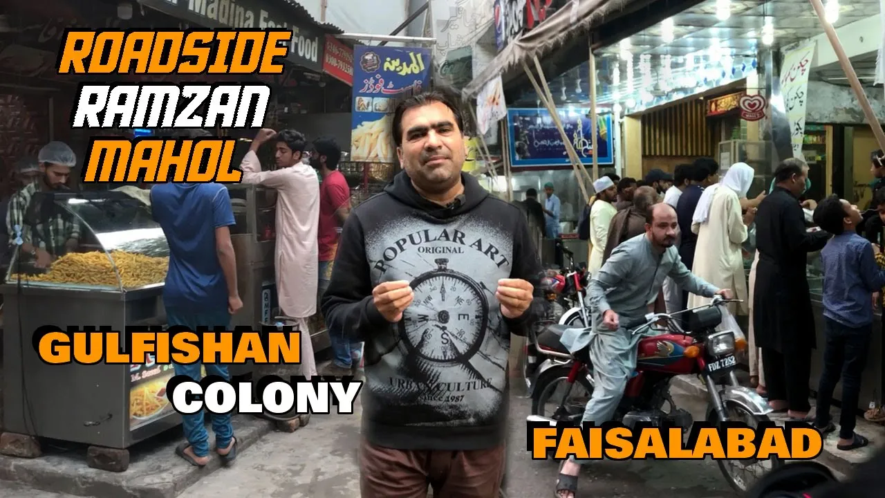 Ramzan Street Food in Faisalabad | Iftar Special Foods in Gulfishan Colony | Pakistani Street Foods