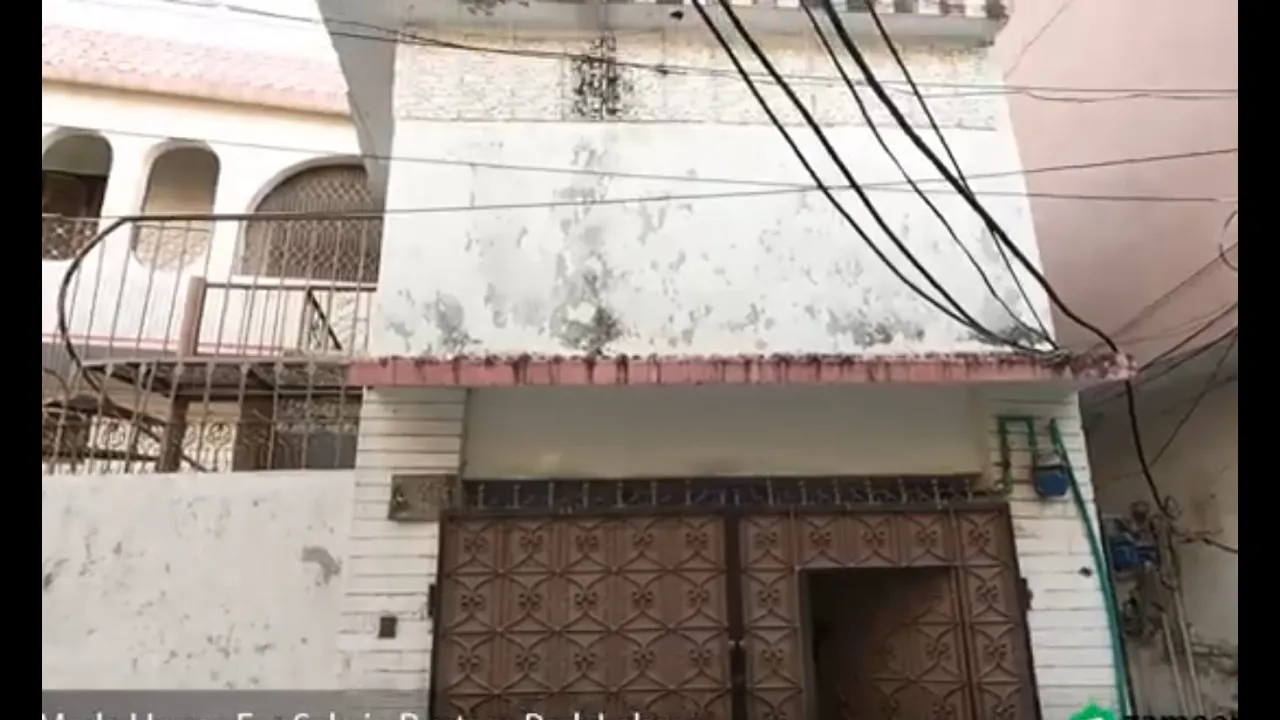 11 MARLA HOUSE FOR SALE IN RUSTAM PARK LAHORE