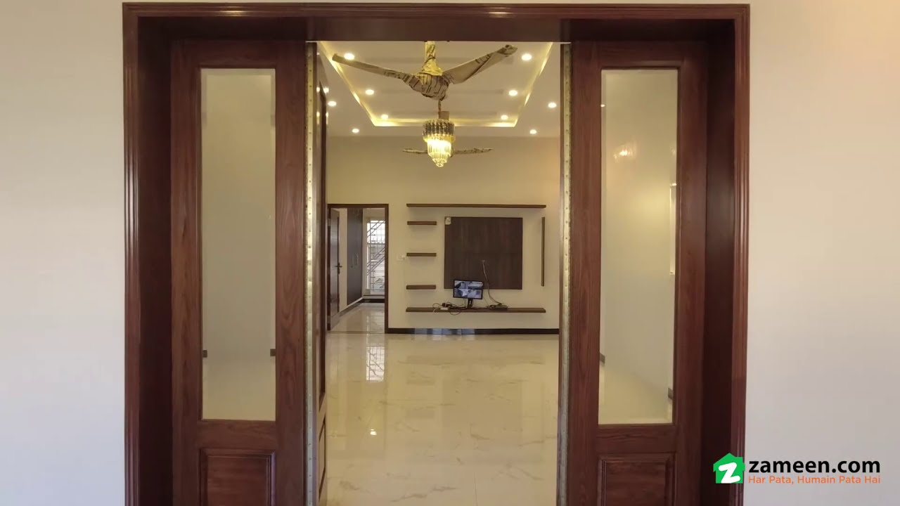 10 MARLA BRAND NEW HOUSE FOR SALE IN TARIQ GARDEN LAHORE