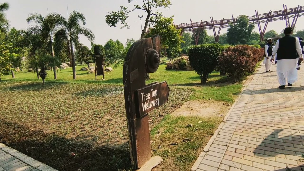 TiTtlie  green Park ??? Lahore Pakistan amazing looking