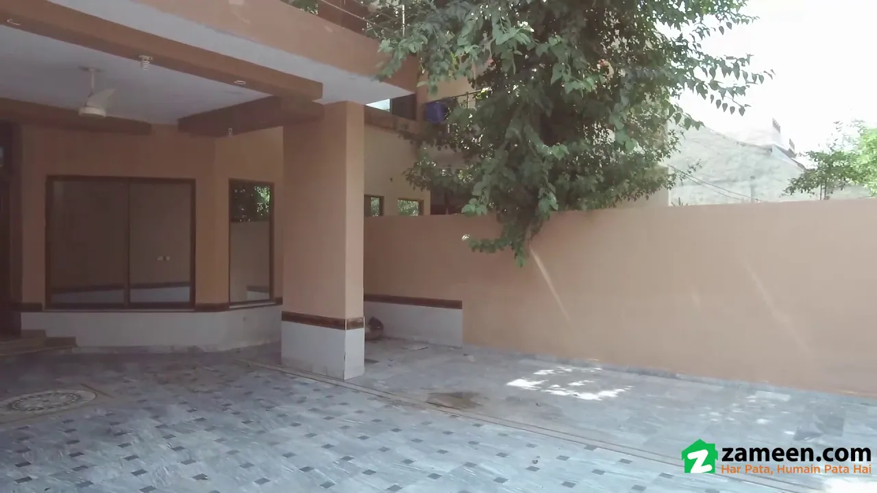 11 MARLA HOUSE FOR SALE IN BLOCK A GULDASHT TOWN LAHORE
