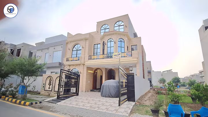 🏡 10 Marla Luxury House for Sale in Etihad Town Phase 1, Lahore